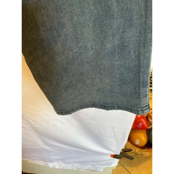 NWT FDJ Wide Leg Jean Women 4 Stretch Denim Sustainable Eco-Friendly Casual Wear - Picture 11 of 11